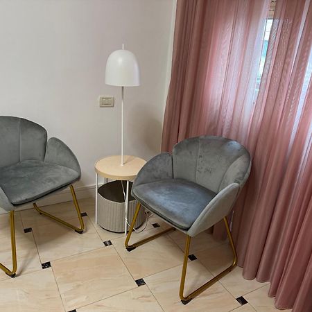 Appartement Riva Dei Fiori à Viareggio Extérieur photo